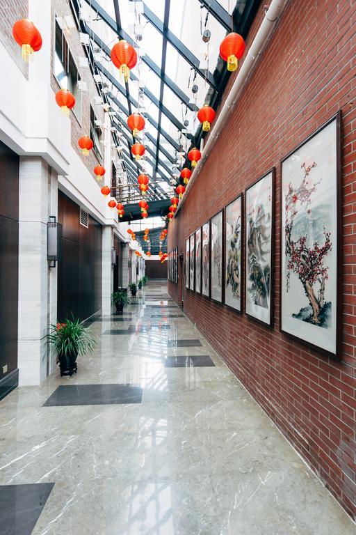Redwall Hotel Beijing Exterior photo