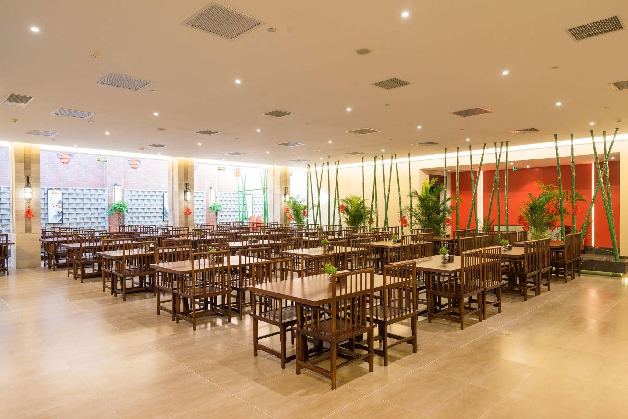 Redwall Hotel Beijing Exterior photo
